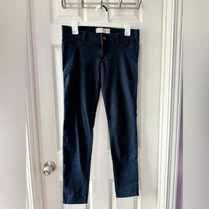 Hollister black women jeans, size 28